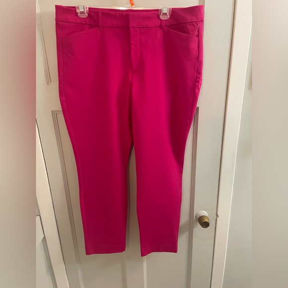 Old Navy Pixie High-Rise Secret Smooth Pockets Pockets Hot Pink Size 16 - Picture 6 of 7
